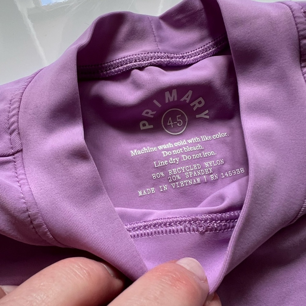 Primary Rashguard | 4-5 - Picture 2 of 2